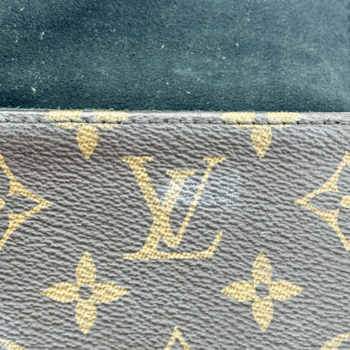 Louis Vuitton Locky Monogram Canvas with Leather, Black, Canvas, Handbag