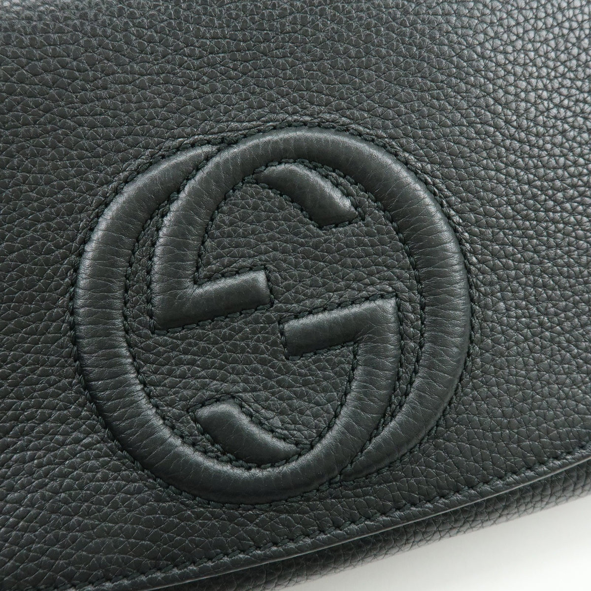 Gucci Soho Chain Leather, Black, Calfskin, Crossbody Bag