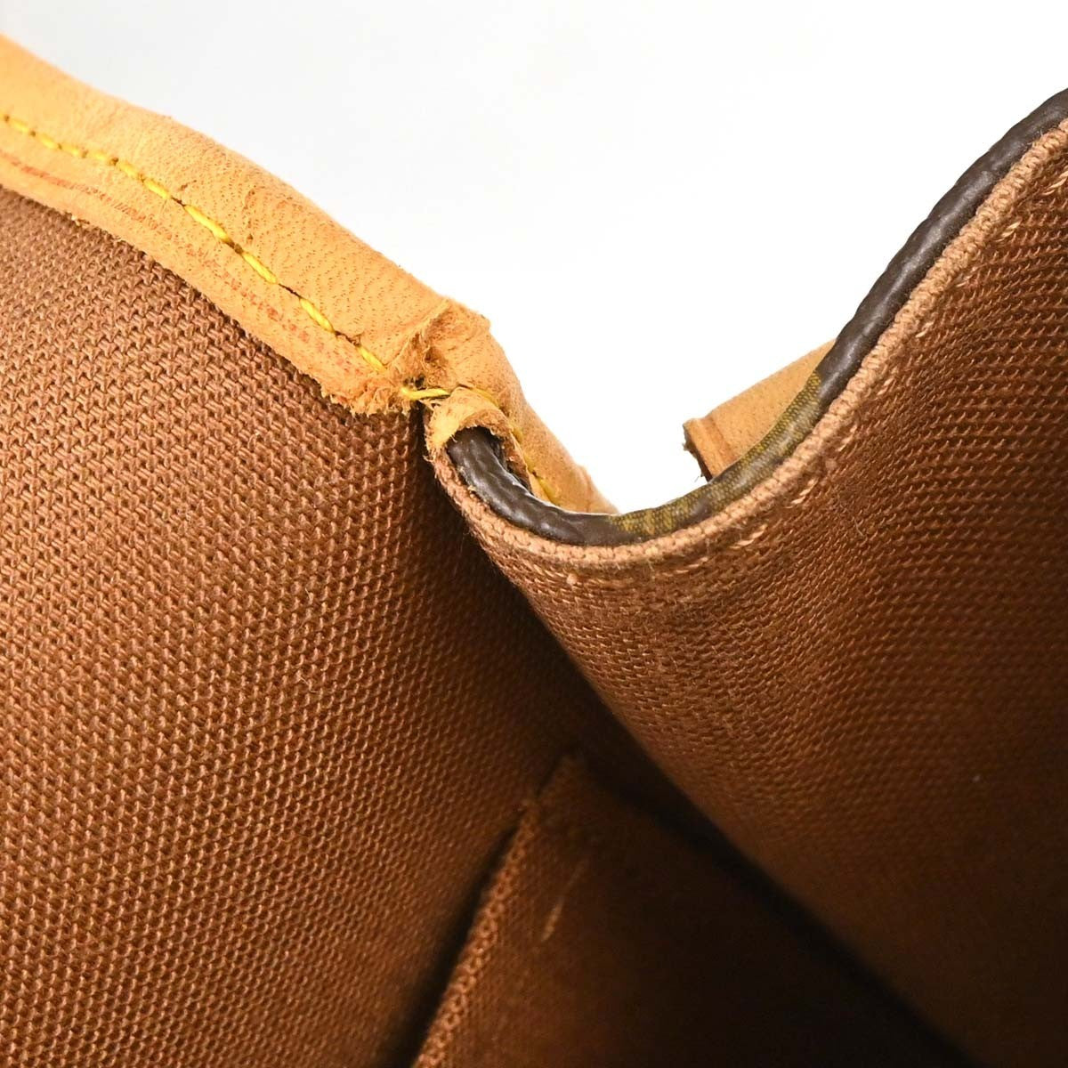 Louis Vuitton Bosphore Messenger Monogram Canvas, Brown, Canvas, Shoulder Bag