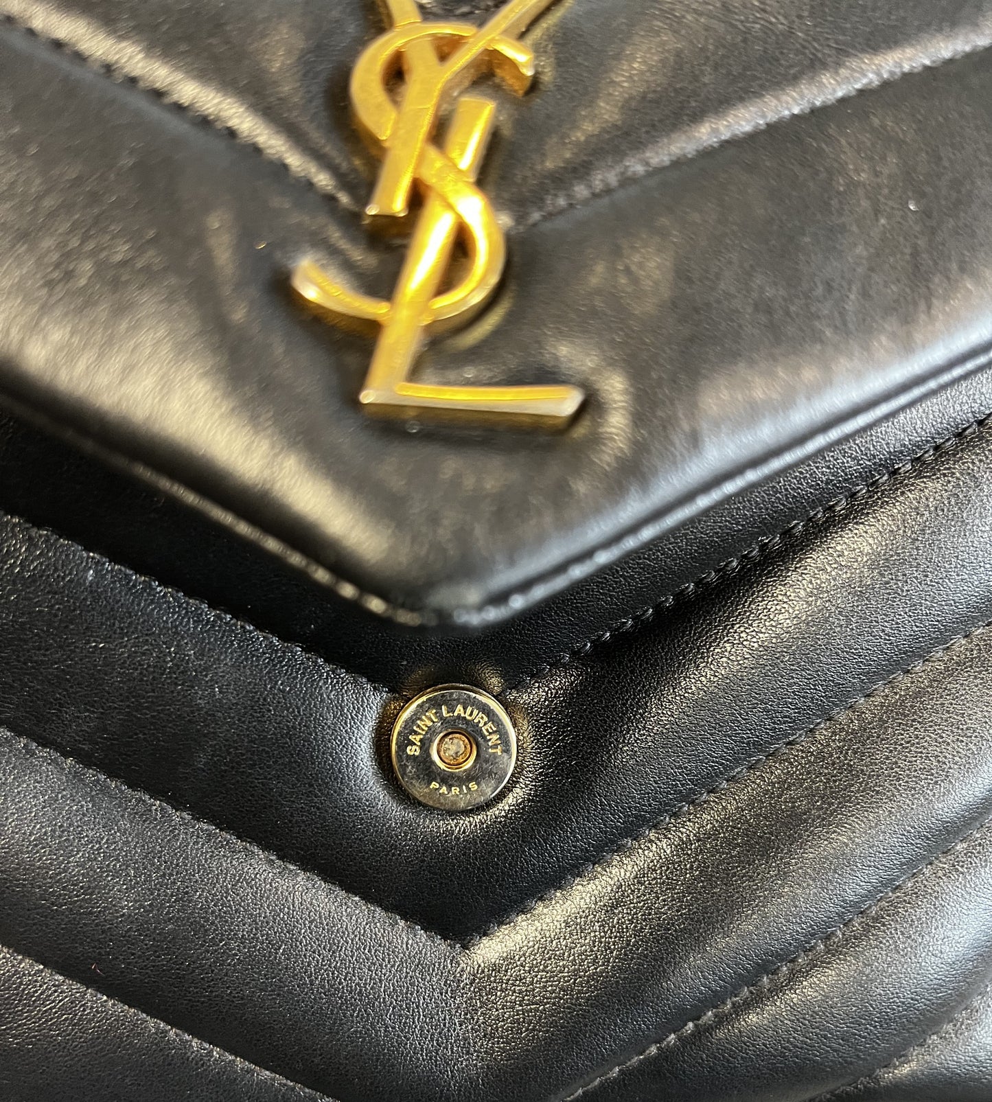 Saint Laurent Loulou NM Matelasse Chevron Leather, Black, Leather, Shoulder Bag