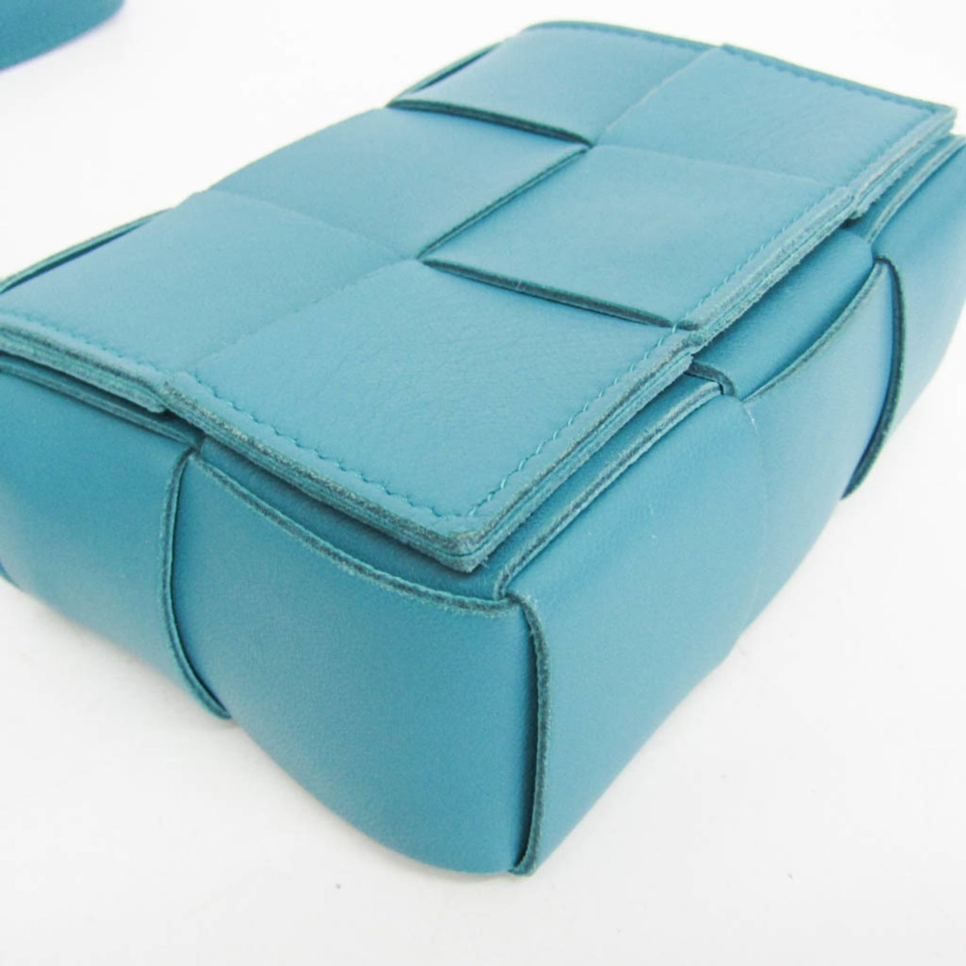 Bottega Veneta Cassette Maxi Intrecciato Leather, Blue, Leather, Clutch