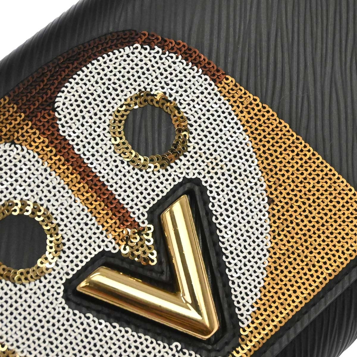Louis Vuitton Twist Epi, Black, Leather, Clutch