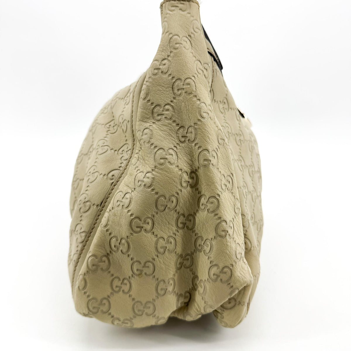 Gucci D Gold Hobo Guccissima Leather, Beige, Leather, Shoulder Bag