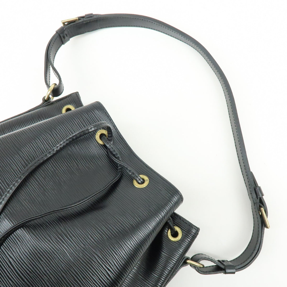 Louis Vuitton Noe Epi Leather, Black, Leather, Shoulder Bag