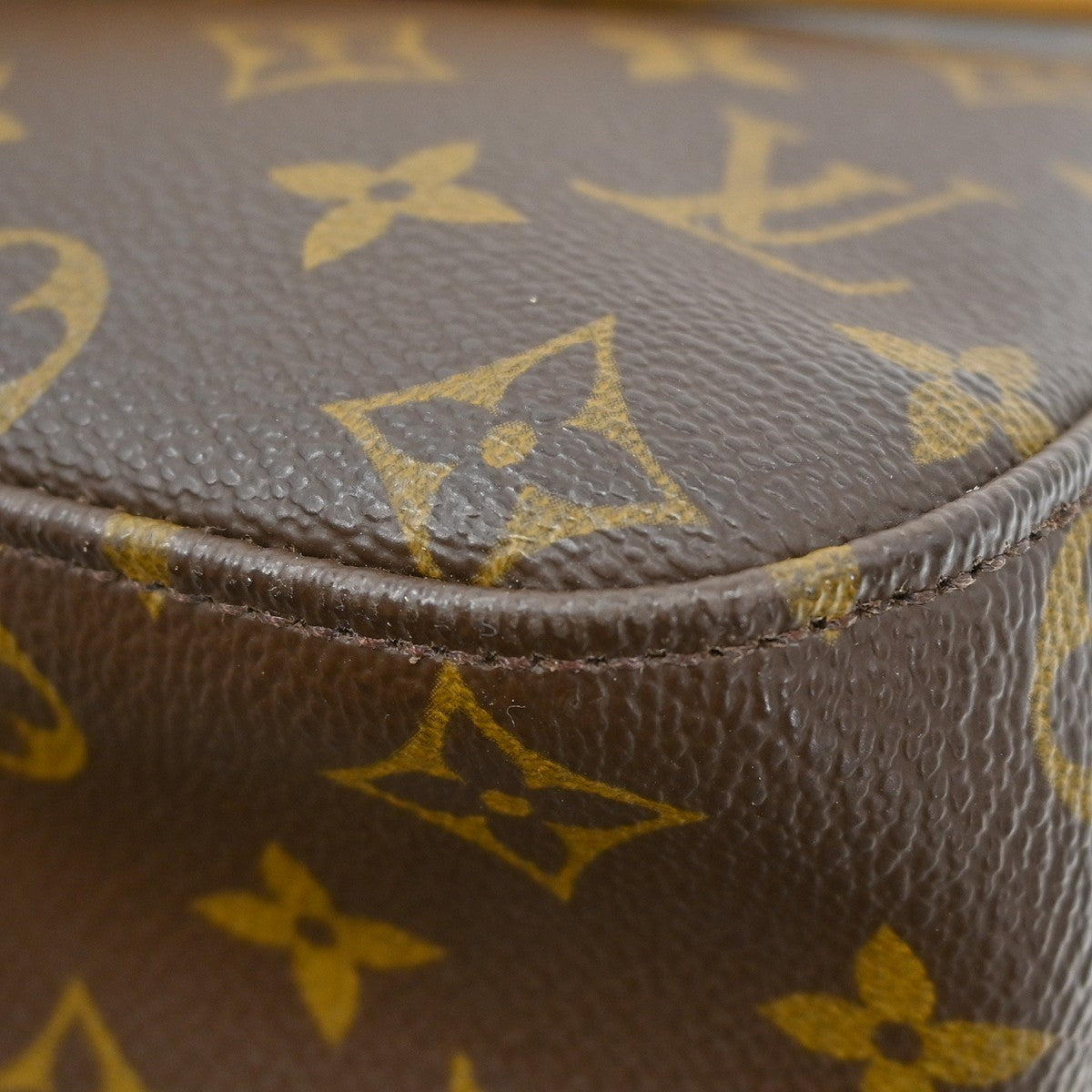 Louis Vuitton Looping Monogram Canvas, Brown, Canvas, Handbag