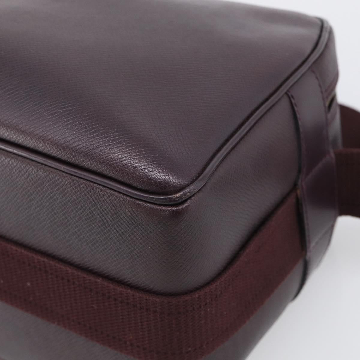Louis Vuitton Reporter Taiga Leather, Burgundy, Leather, Shoulder Bag