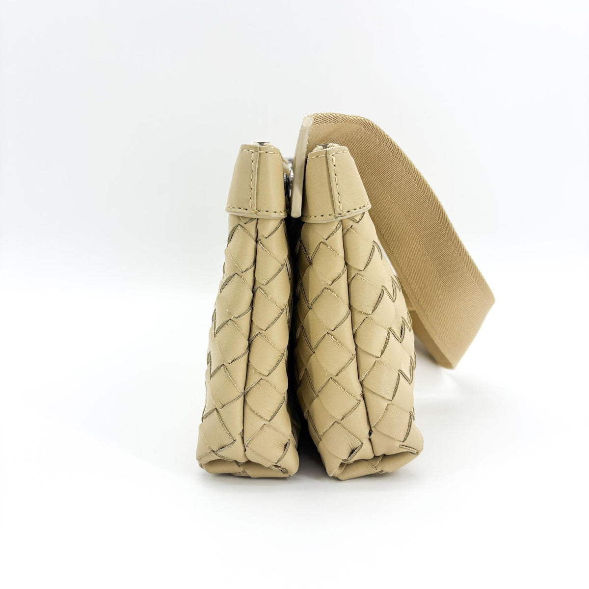 Bottega Veneta Duo Intrecciato Nappa, Beige, Leather, Handbag