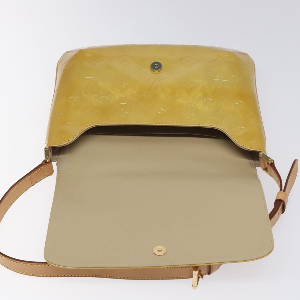 Louis Vuitton Thompson Street Monogram Vernis, Beige, Patent Leather, Shoulder Bag