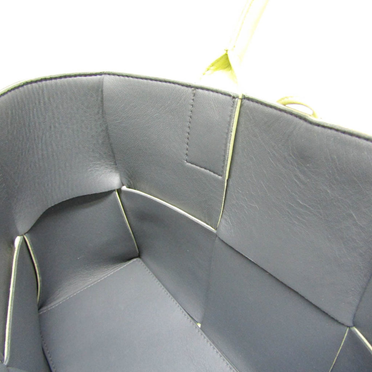Bottega Veneta Arco Maxi Intrecciato Leather, Green, Leather, Tote Bag