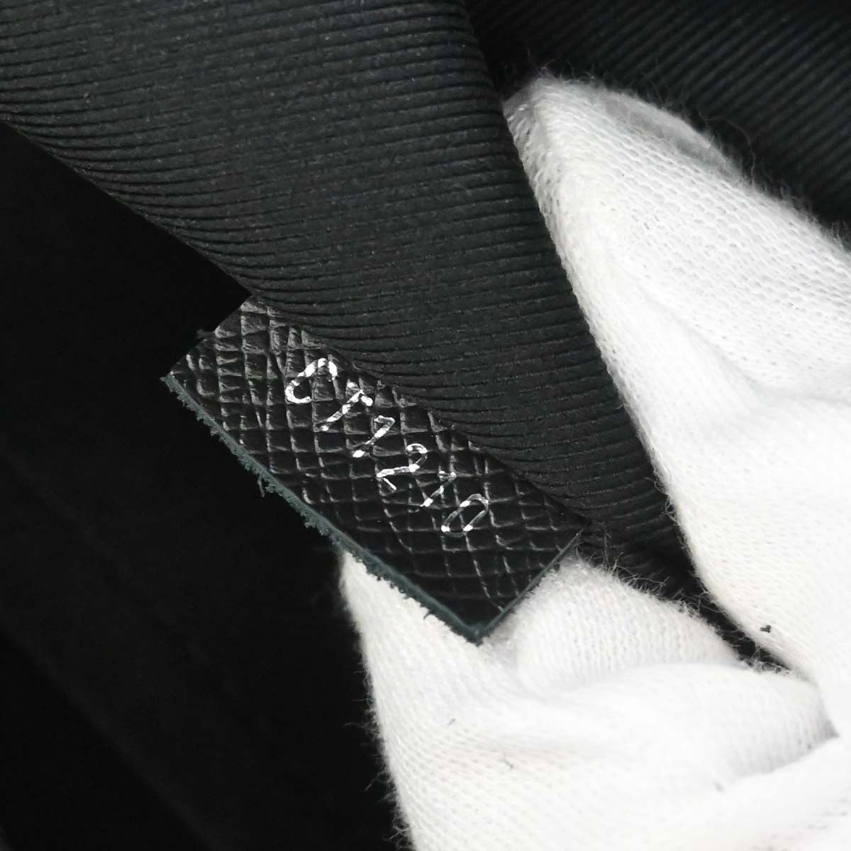 Louis Vuitton Discovery Monogram, Black, Canvas, Backpack