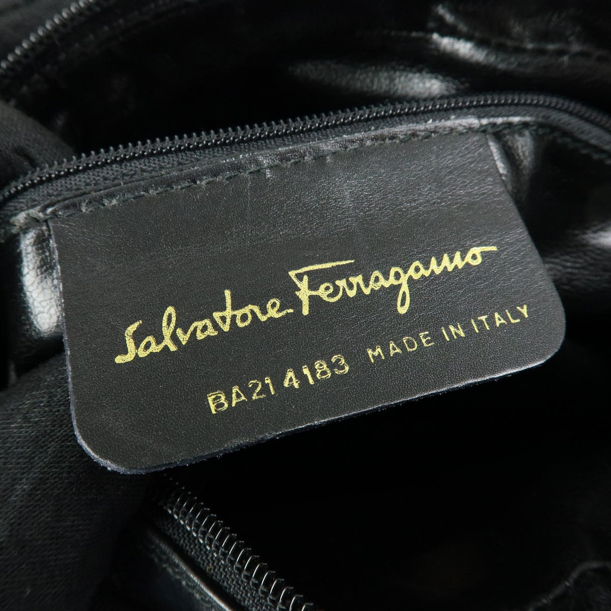 Salvatore Ferragamo Vara Bow Camera Leather, Black, Leather, Shoulder Bag