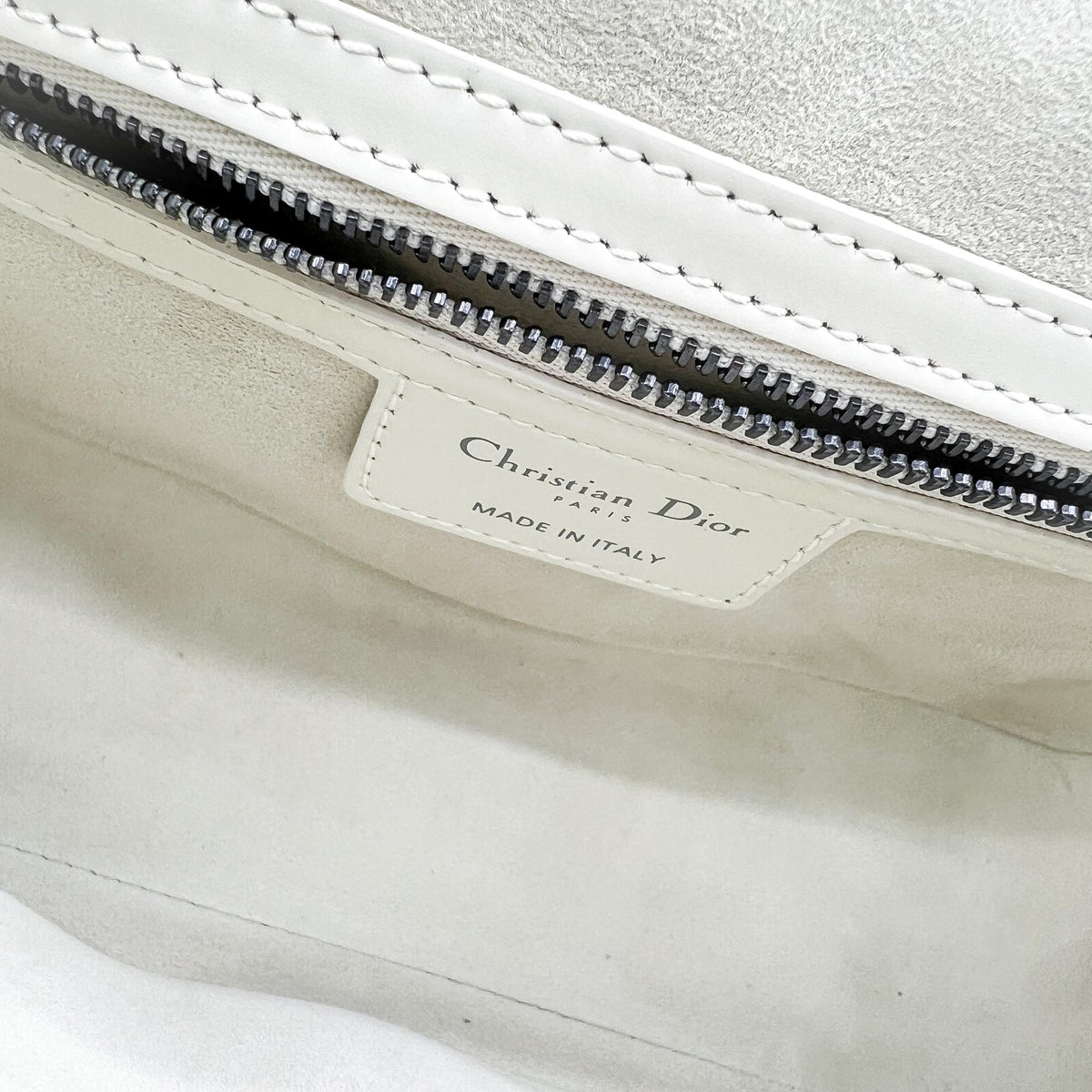 Christian Dior Diorcamp Messenger Padded Macrocannage Quilt Calfskin, White, Leather, Shoulder Bag