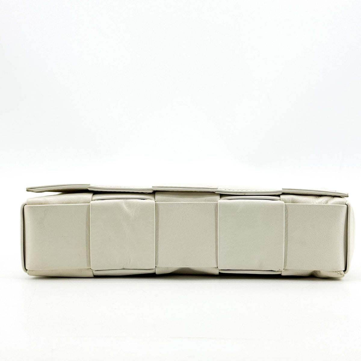 Bottega Veneta Brick Cassette Maxi Intrecciato Leather, White, Leather, Shoulder Bag