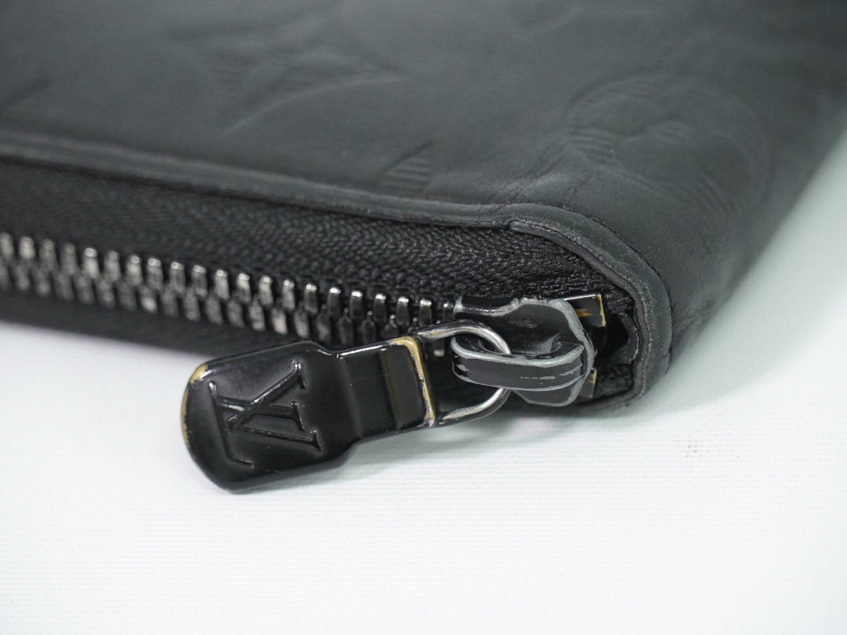 Louis Vuitton Zippy Monogram Shadow Leather, Black, Leather, Wallet