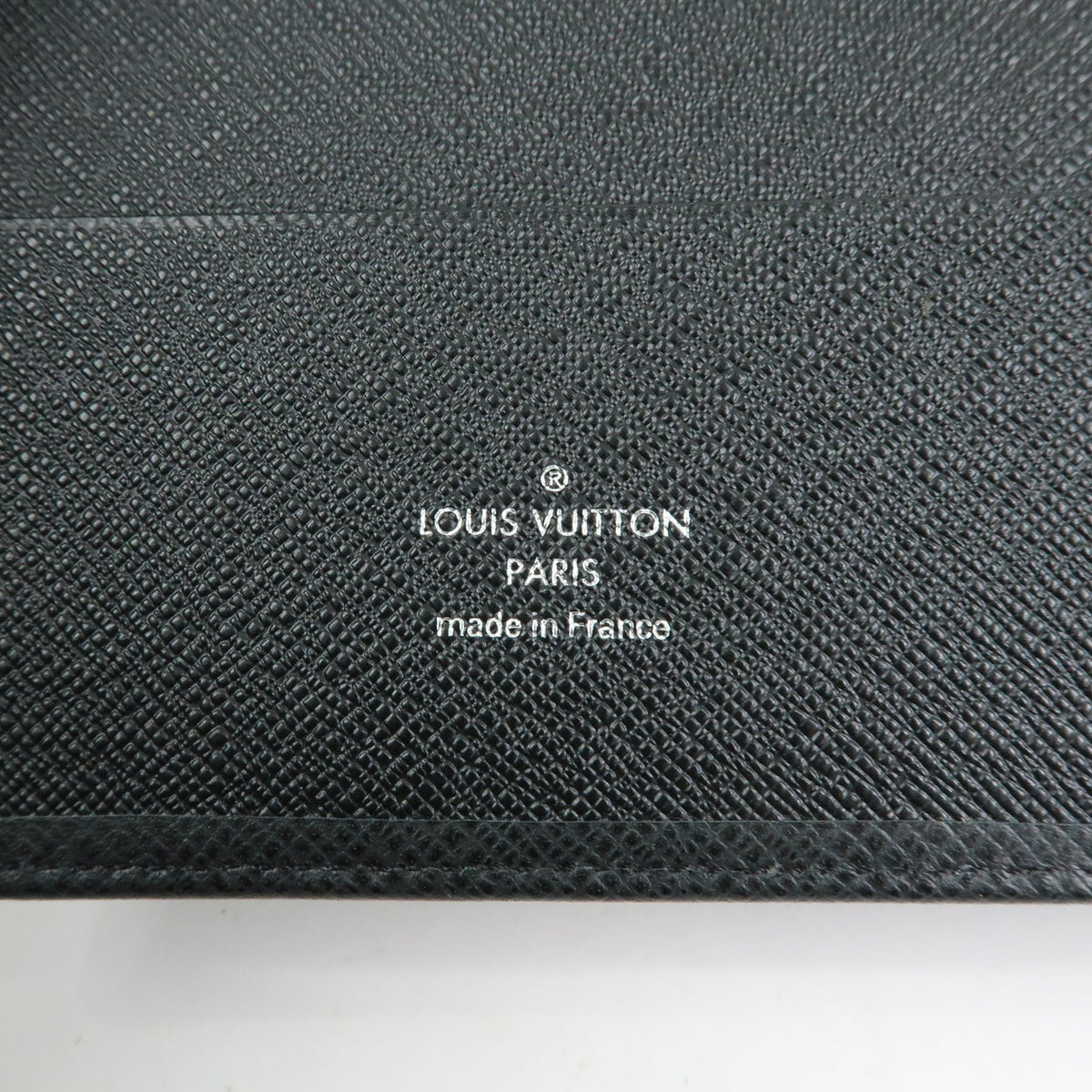 Louis Vuitton Ring Agenda Cover Taiga Leather, Gray, Leather, Briefcase