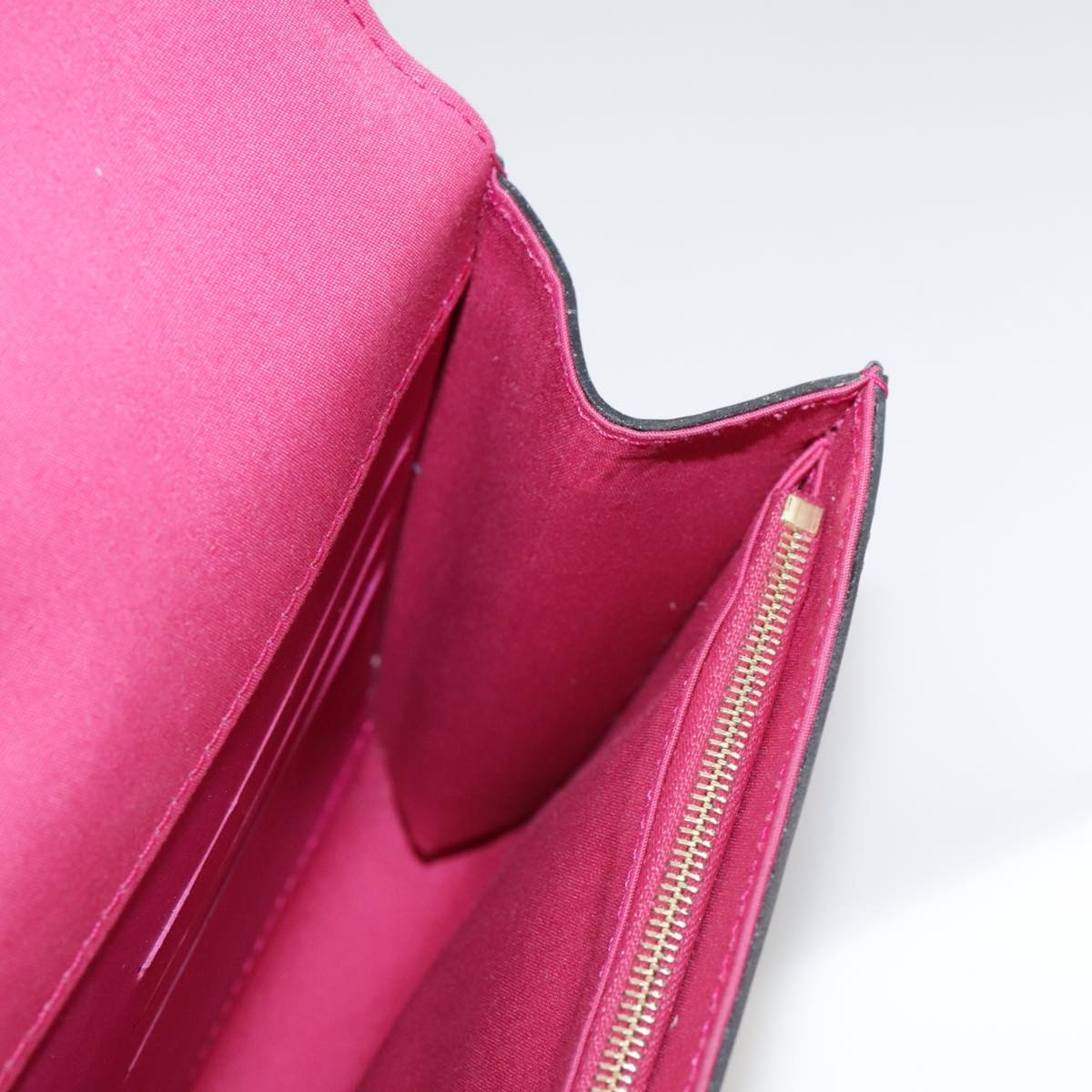 Louis Vuitton Louise Clutch Patent, Pink, Patent Leather, Clutch