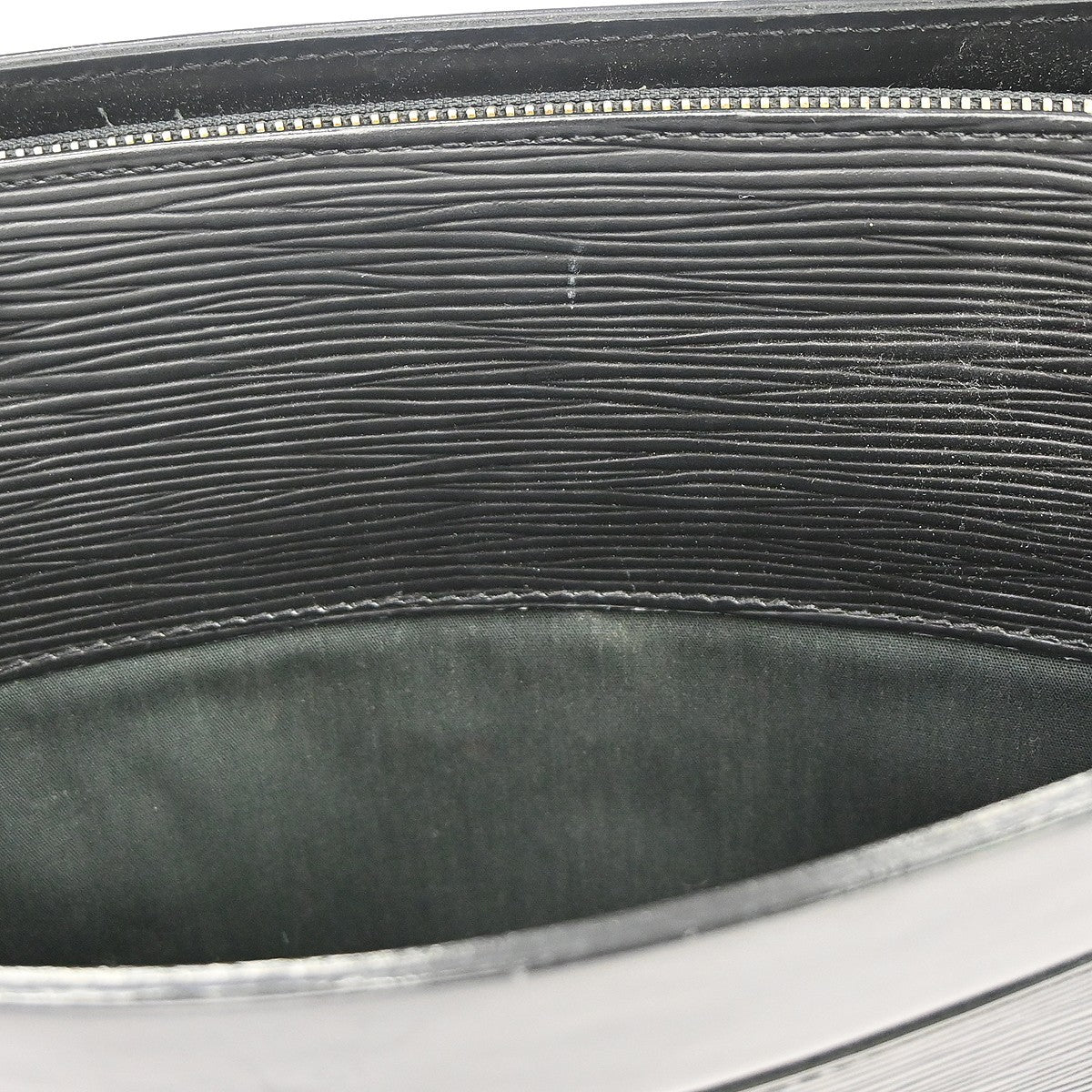 Louis Vuitton Croisette Epi, Black, Leather, Handbag