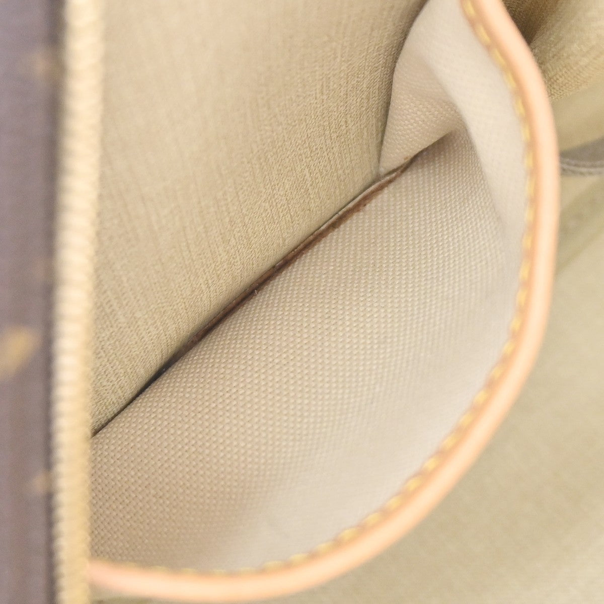 Louis Vuitton Deauville Monogram Canvas, Brown, Canvas, Handbag