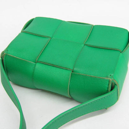 Bottega Veneta Cassette Maxi Intrecciato Leather, Green, Leather, Clutch
