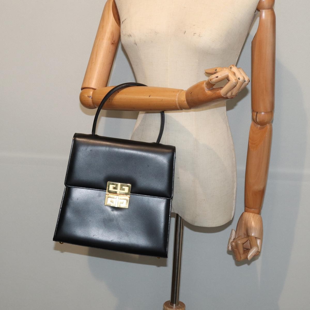 Givenchy Vintage 4G Leather, Black, Leather, Handbag