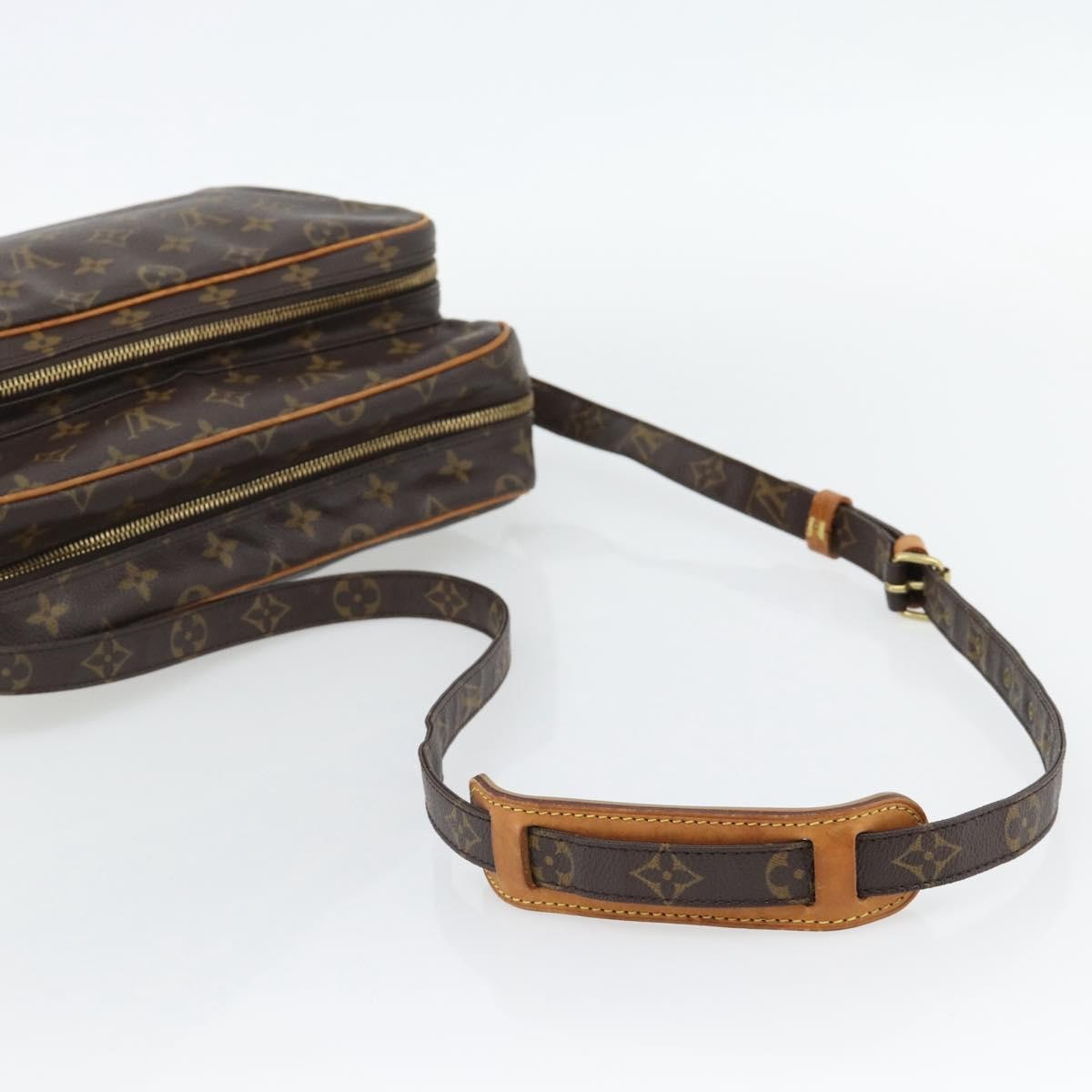 Louis Vuitton Nil Messenger Monogram Canvas, Brown, Canvas, Shoulder Bag