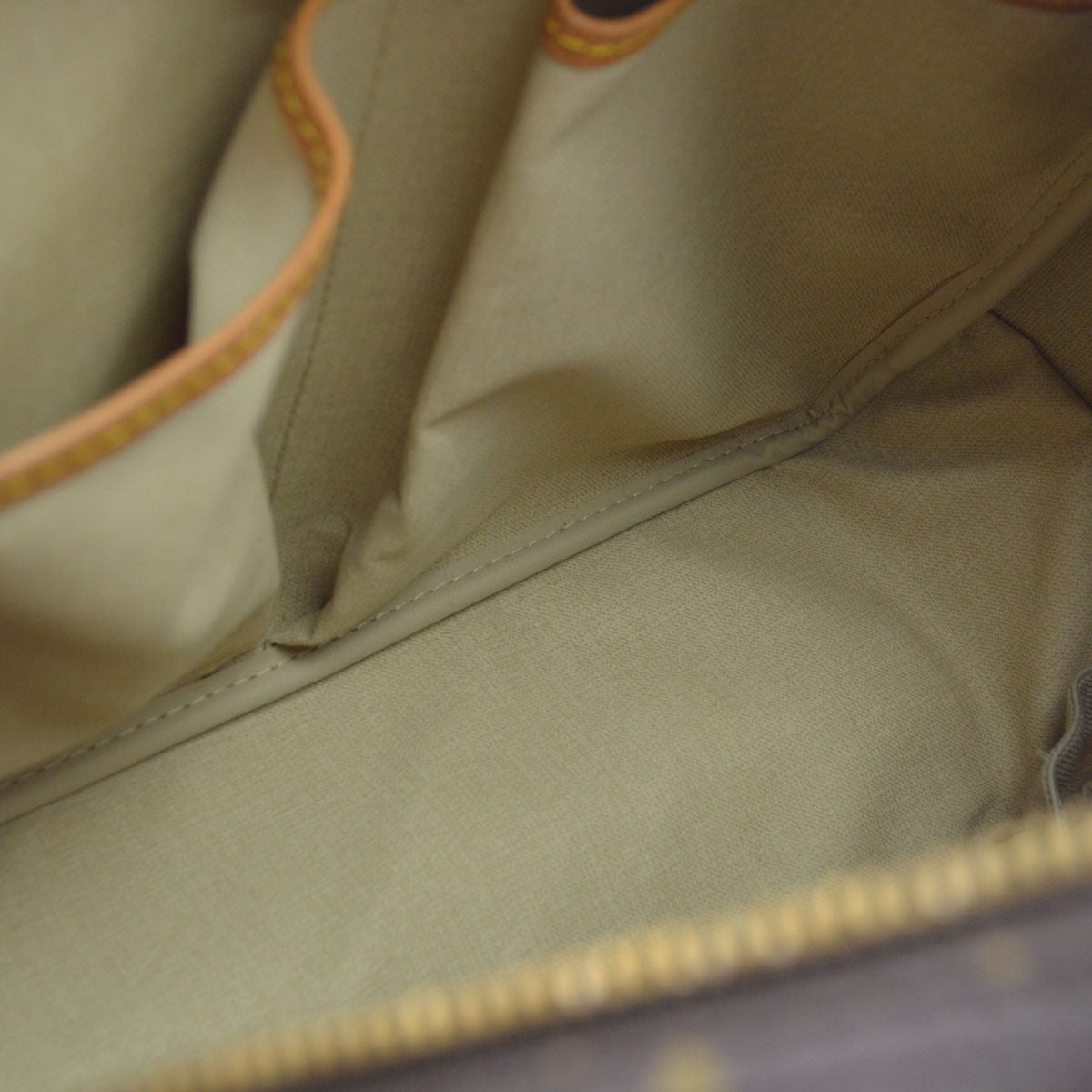 Louis Vuitton Deauville Monogram Canvas, Brown, Canvas, Handbag