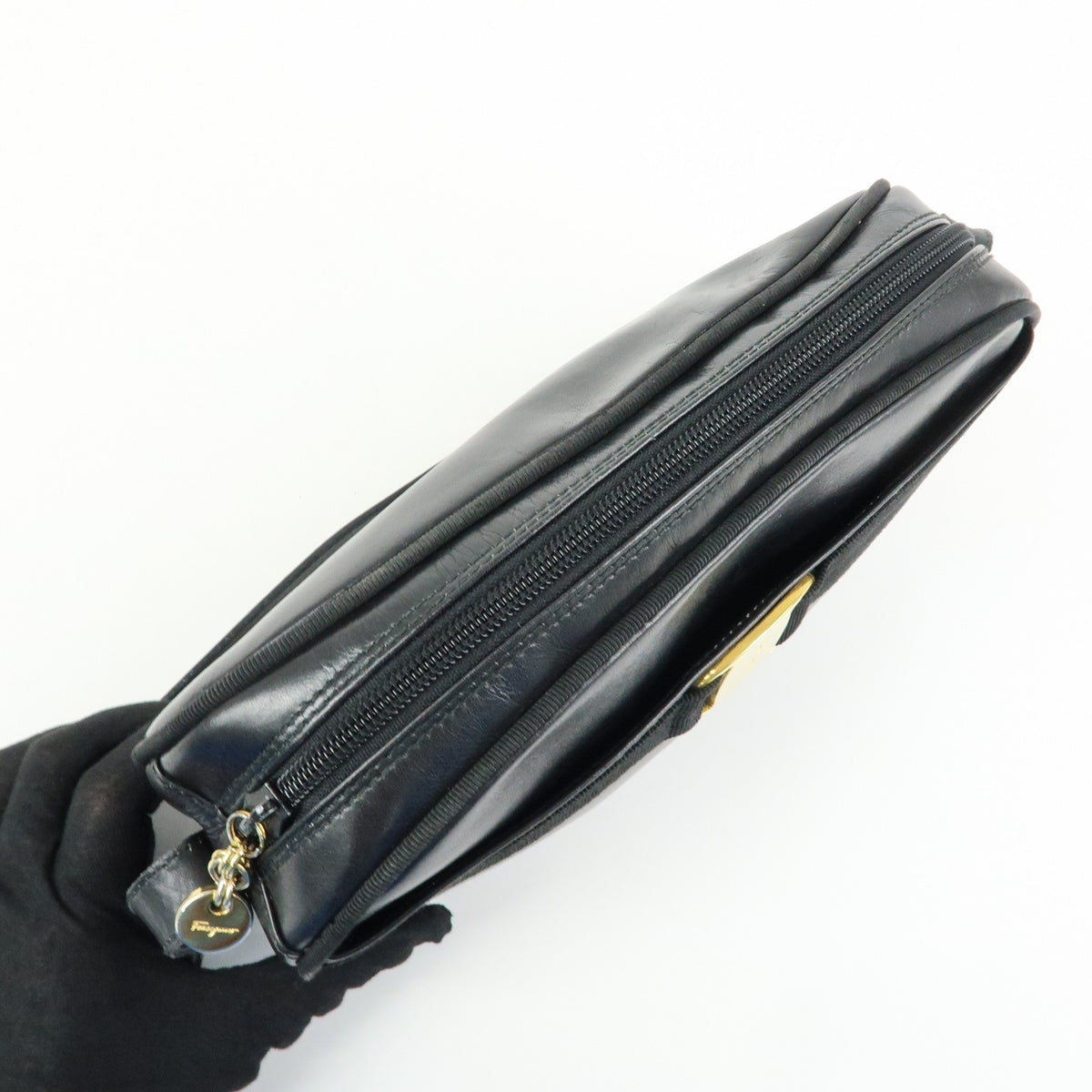 Salvatore Ferragamo Vara Bow Camera Leather, Black, Leather, Shoulder Bag