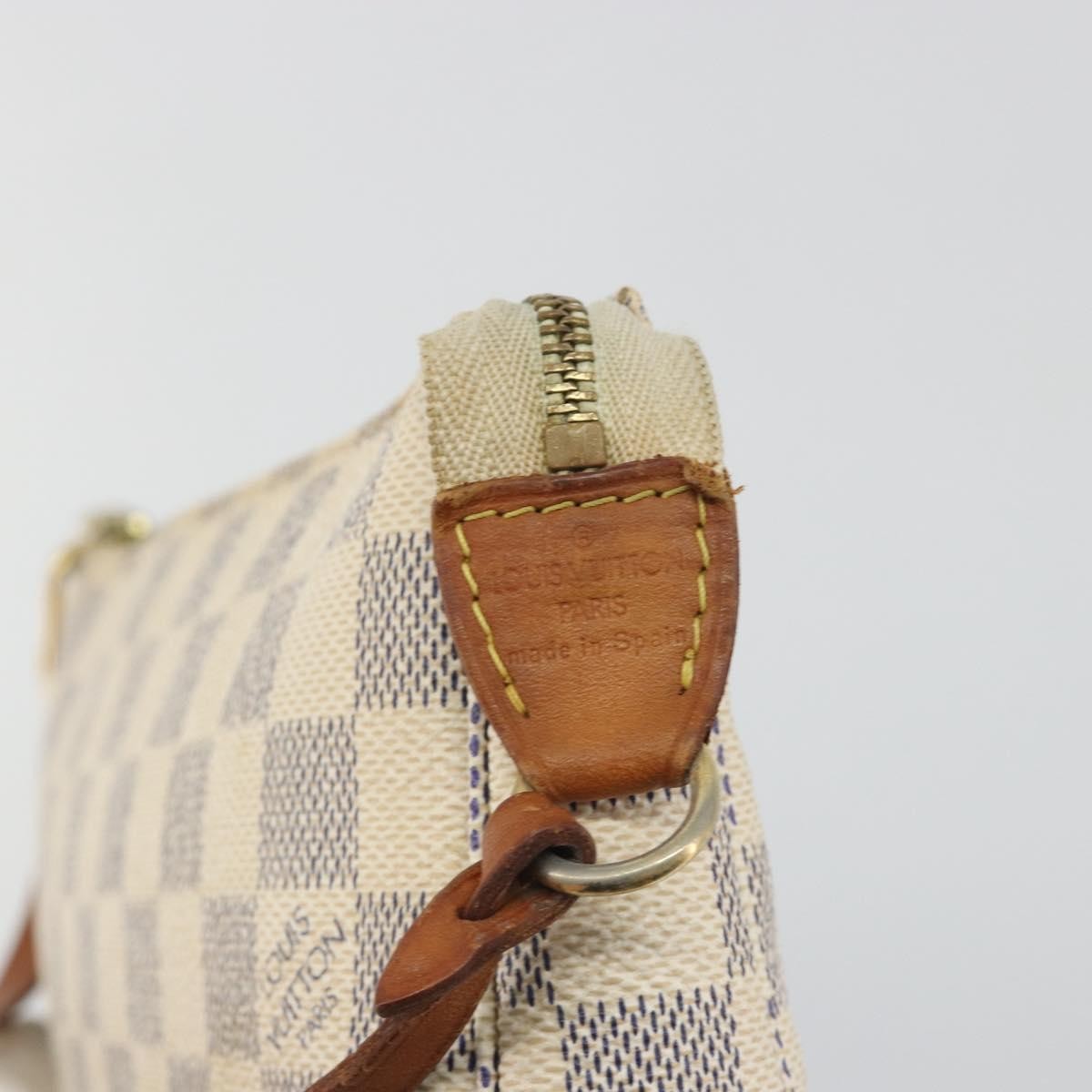 Louis Vuitton Pochette Accessoires Damier, Beige, Canvas, Clutch