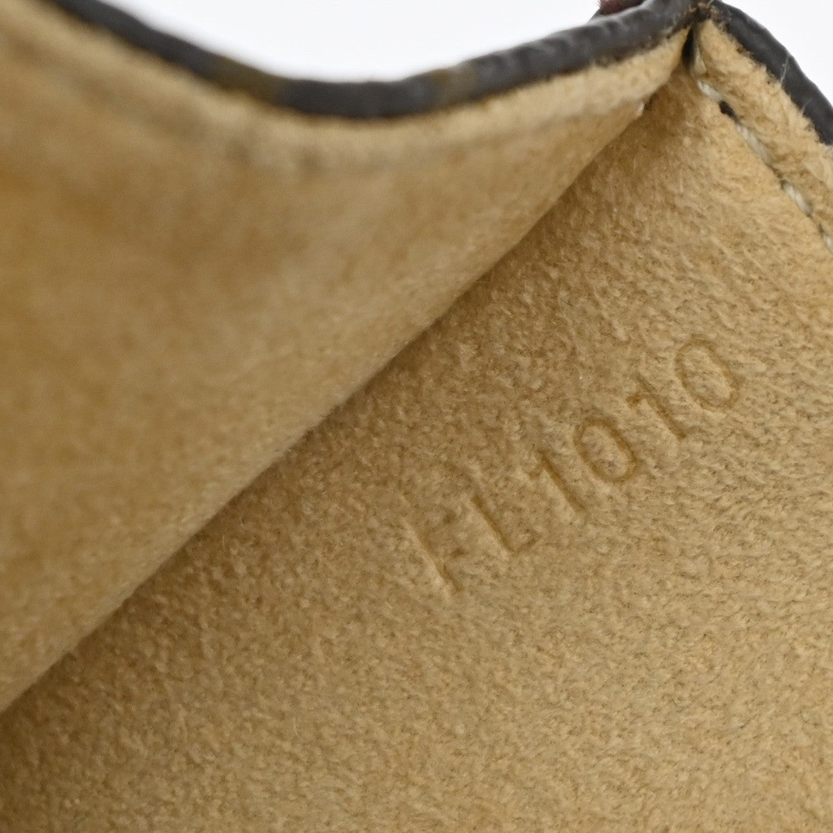 Louis Vuitton Florentine Canvas, Brown, Canvas, Clutch