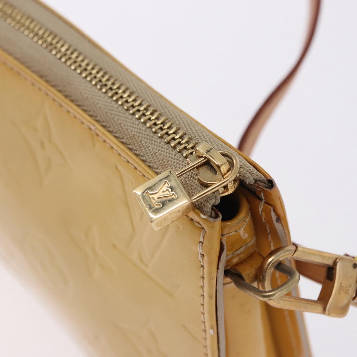 Louis Vuitton Lexington Pochette Monogram Vernis, Beige, Patent Leather, Clutch