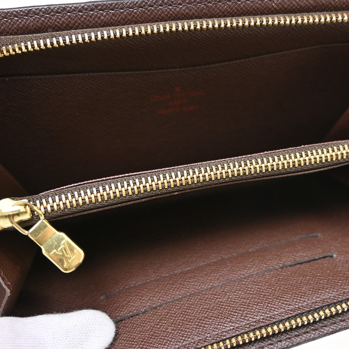 Louis Vuitton Porte-Monnaie Zippy Damier, Brown, Canvas, Wallet
