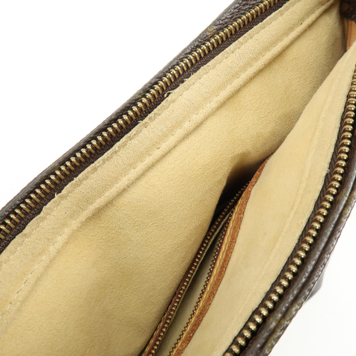 Louis Vuitton Looping Monogram Canvas, Brown, Canvas, Handbag