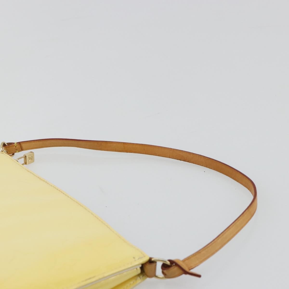 Louis Vuitton Lexington Pochette Monogram Vernis, Beige, Patent Leather, Clutch