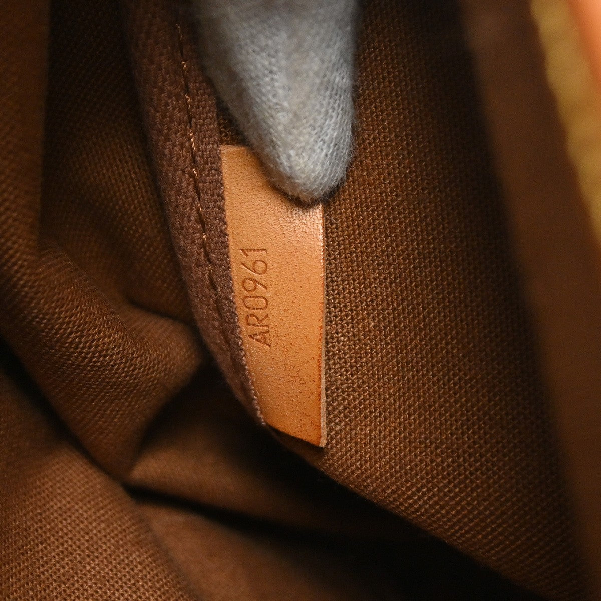 Louis Vuitton Saumur Monogram Canvas, Brown, Canvas, Shoulder Bag