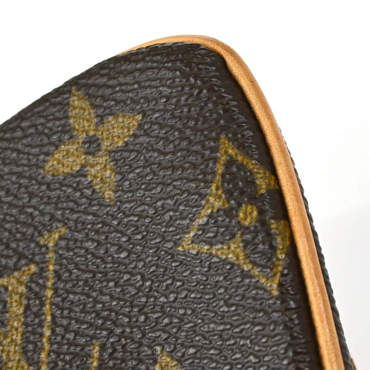 Louis Vuitton Marelle Waist Monogram Canvas, Brown, Canvas, Clutch