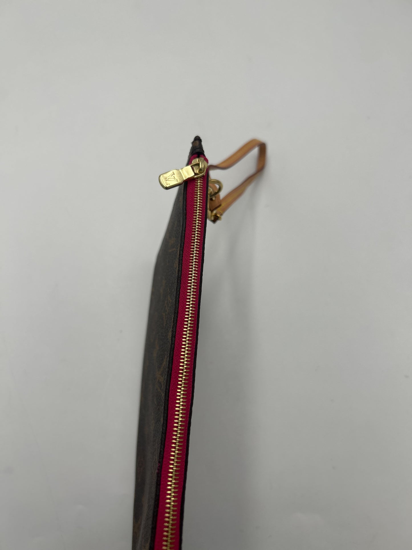 Louis Vuitton Neverfull Shoulder Strap Braided Leather, Brown, Leather, Clutch