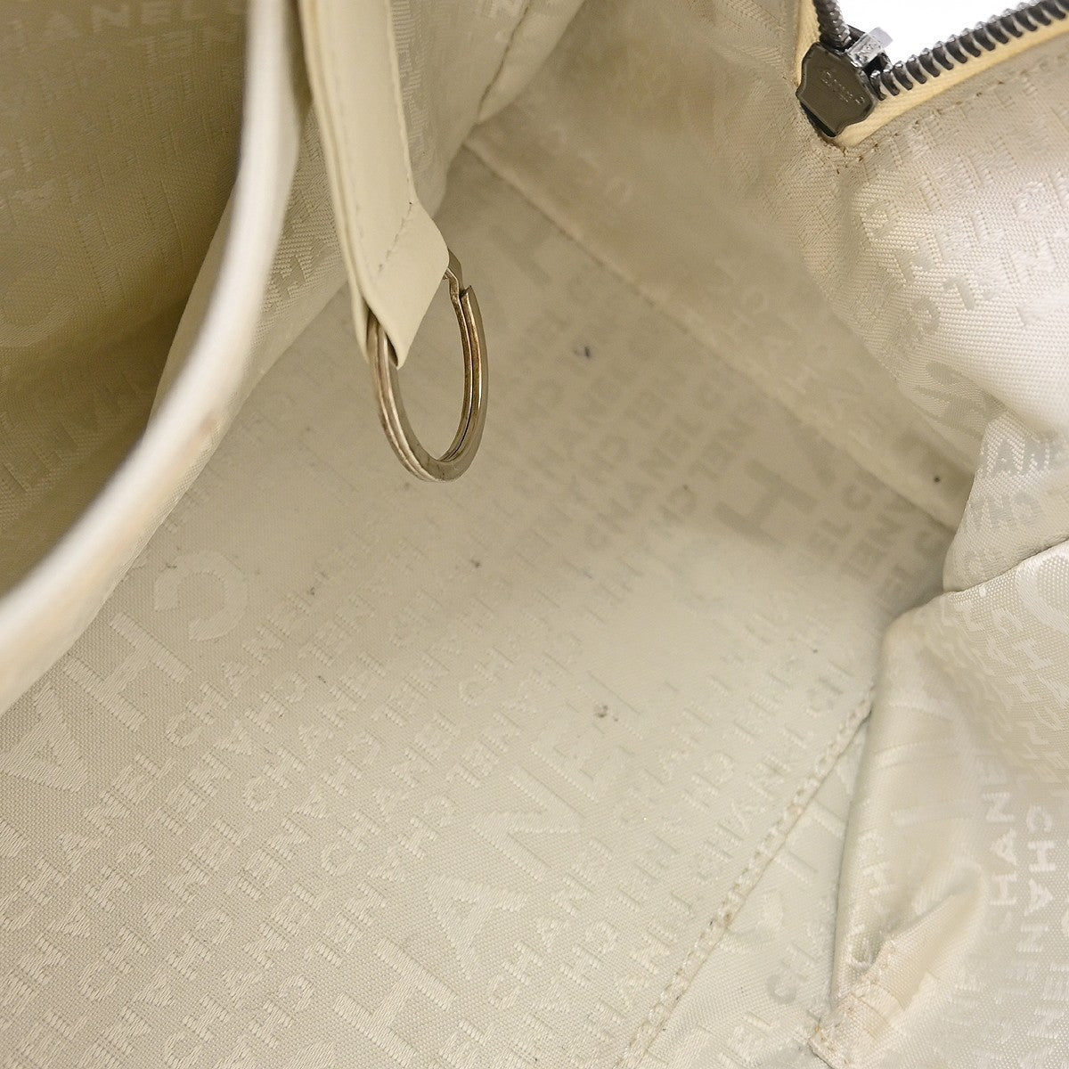 Chanel Square Stitch Bowler Quilted Caviar, White, Calfskin, Shoulder Bag