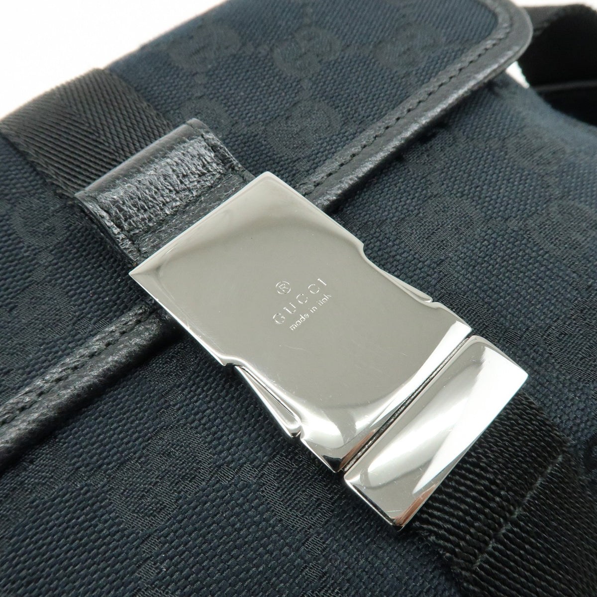 Gucci Buckle Belt GG Canvas, Black, Canvas, Handbag