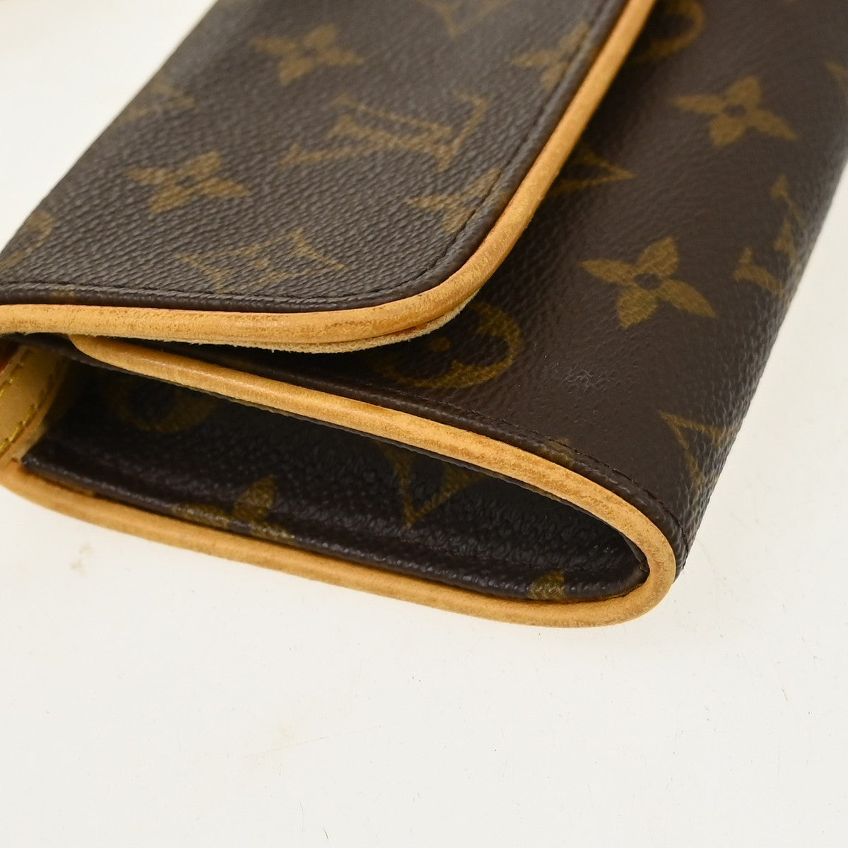 Louis Vuitton Twin Canvas, Brown, Canvas, Clutch