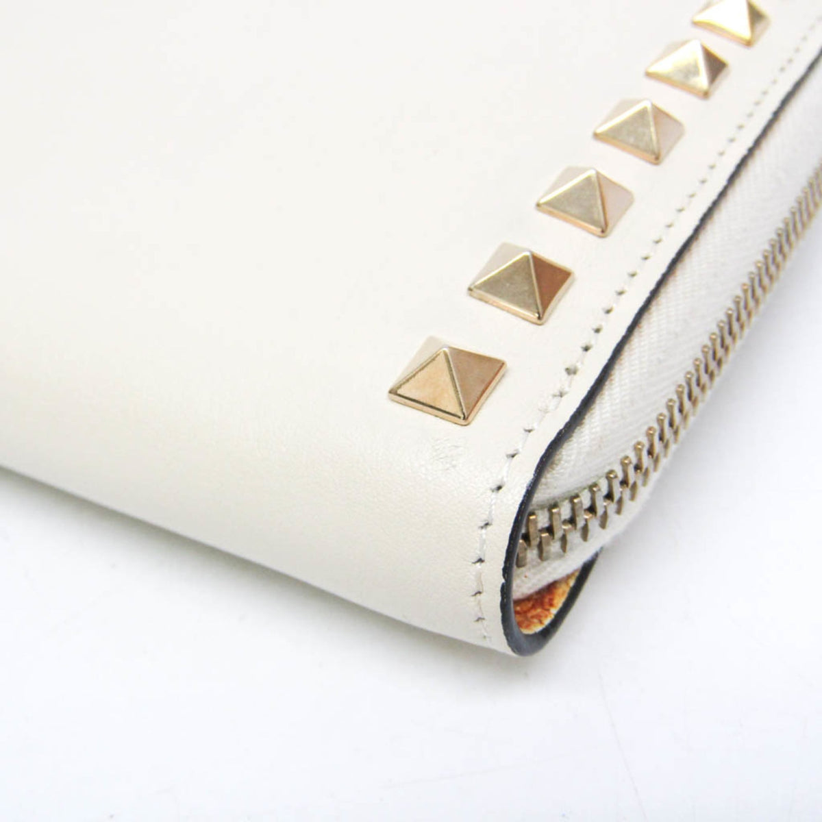 Valentino Garavani Rockstud Zip Around Leather, White, Leather, Wallet