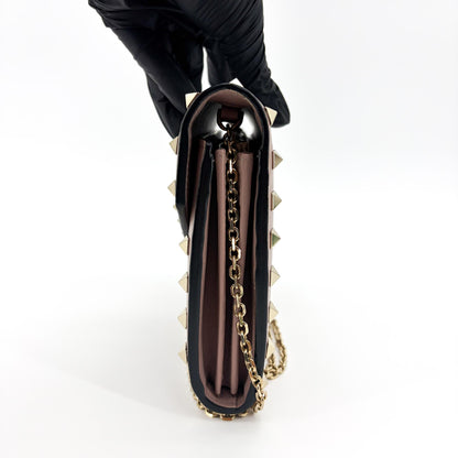Valentino Garavani Rockstud Envelope Chain Leather, Beige, Leather, Crossbody Bag