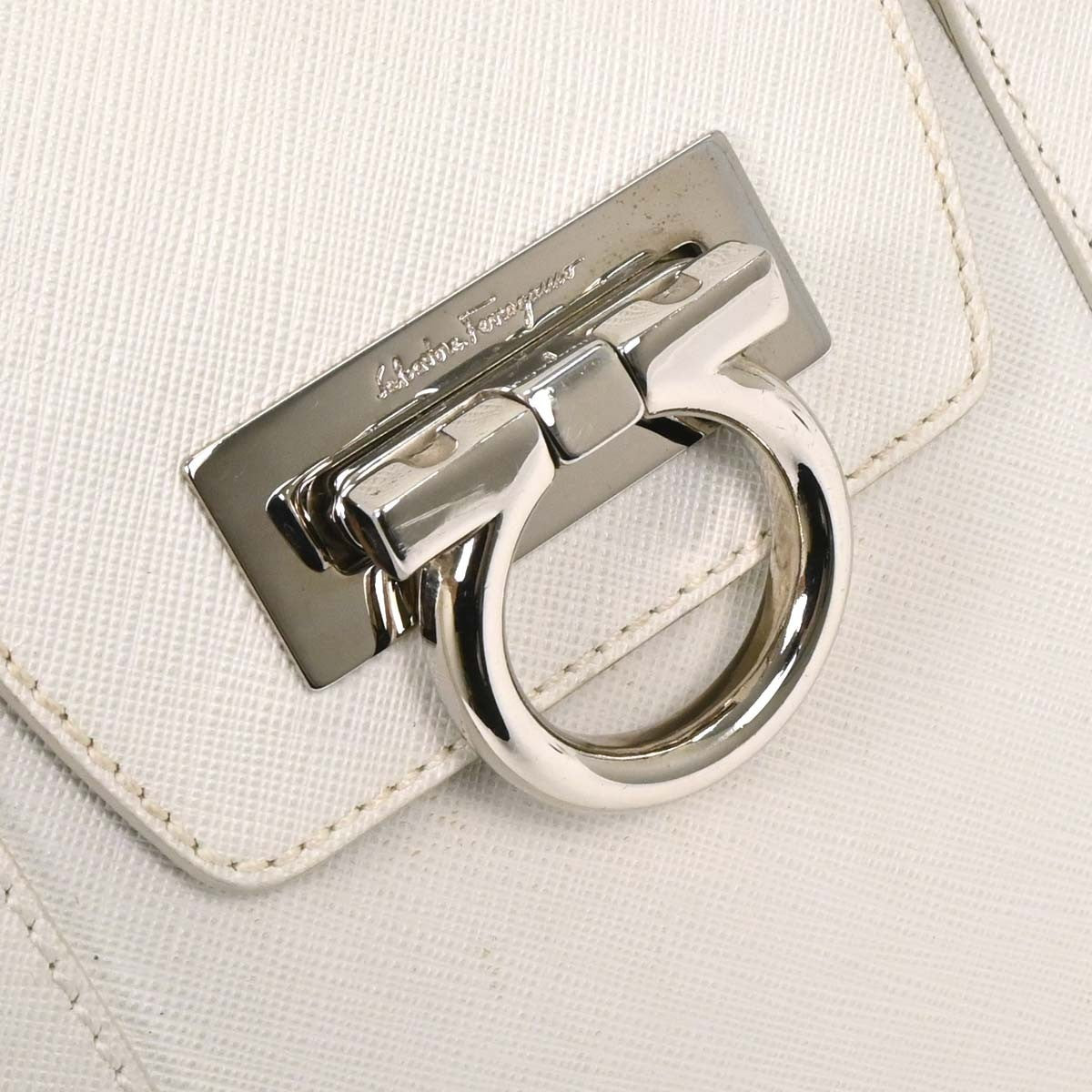 Salvatore Ferragamo Basket Gancini Leather and Wicker, White, Leather, Handbag
