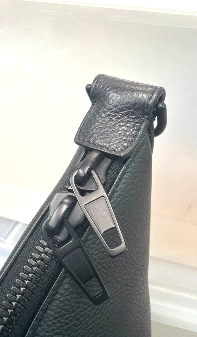 Balenciaga Hourglass Carryall Leather, Black, Leather, Handbag