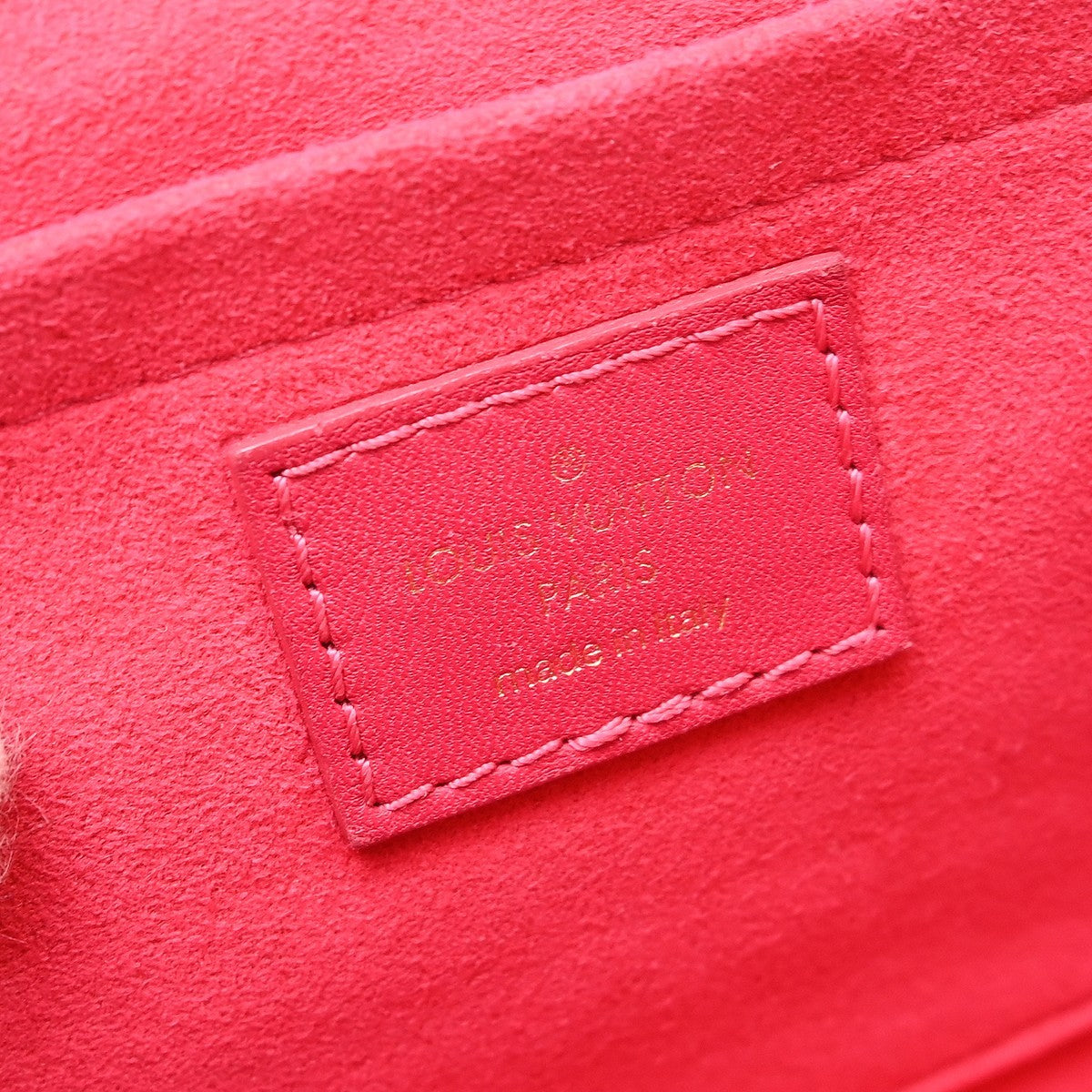 Louis Vuitton New Wave Chain Quilted Leather, Pink, Leather, Handbag