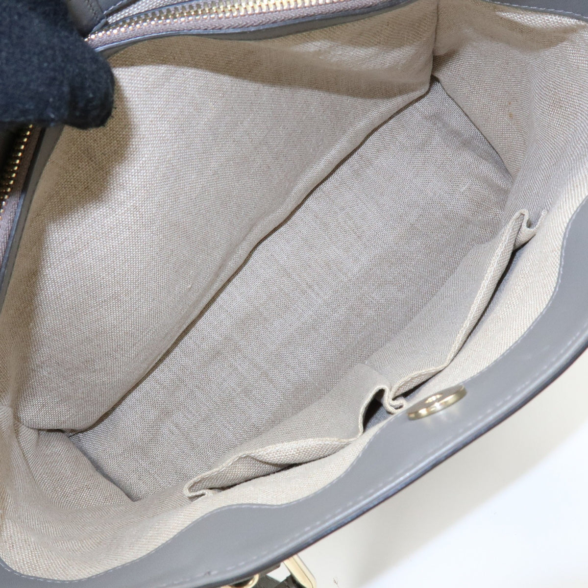 Gucci Zip Pocket Soft Microguccissima Leather, Gray, Leather, Tote Bag