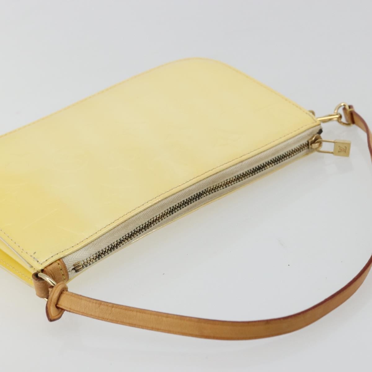 Louis Vuitton Lexington Pochette Monogram Vernis, Beige, Patent Leather, Clutch