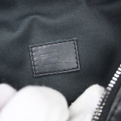 Louis Vuitton Discovery Bumbag Monogram Shadow Leather, Black, Leather, Crossbody Bag