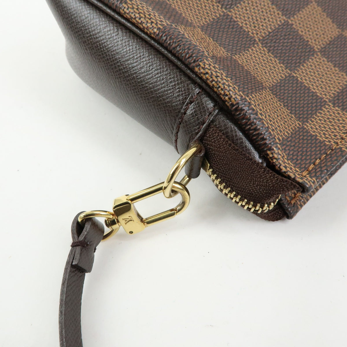 Louis Vuitton Trousse Make Up Damier, Brown, Canvas, Clutch