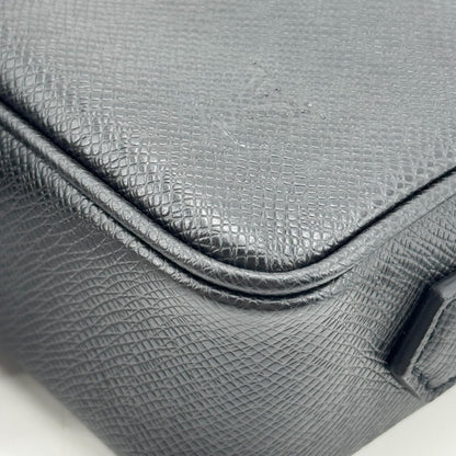 Louis Vuitton Kasai Clutch Taiga Leather, Black, Leather, Clutch