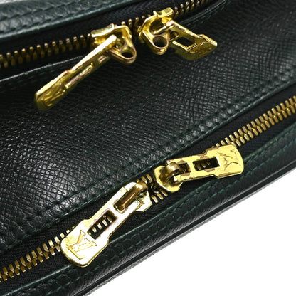 Louis Vuitton Reporter Taiga Leather, Green, Leather, Shoulder Bag